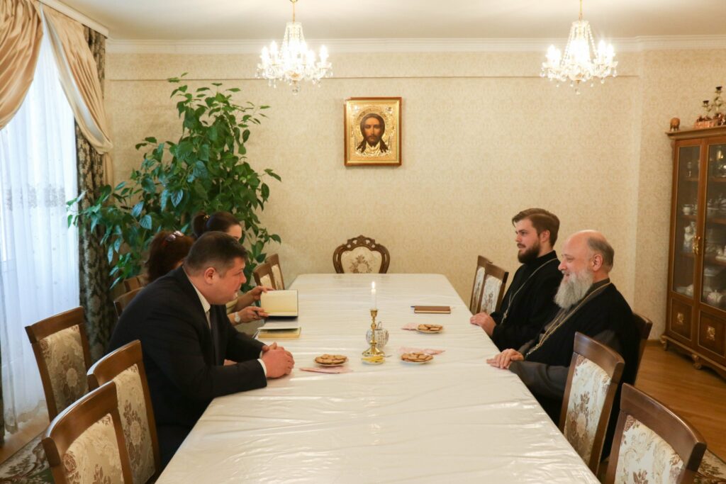 Председатель Брестского областного комитета природных ресурсов и охраны окружающей среды Венскович Я. И. встретился с Архиепископом Брестским и Кобринским Иоанном